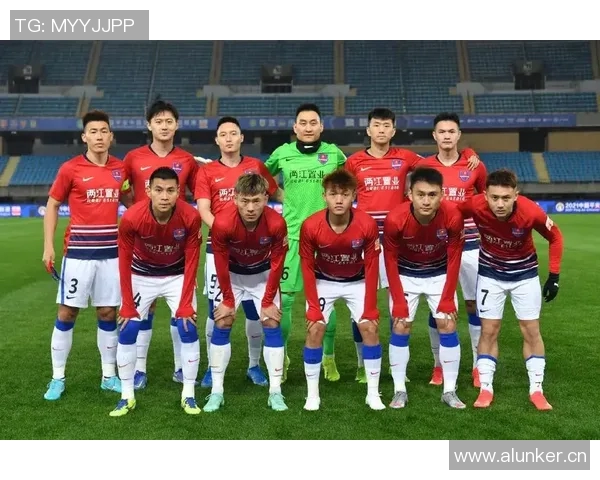 重庆足球队在足球配合排行榜中荣登第七名展现出强大实力与团队默契